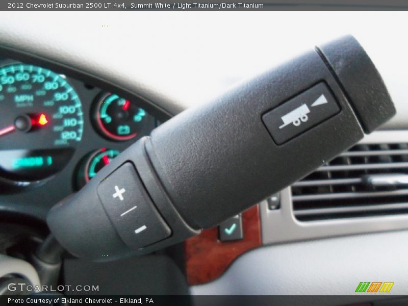 Summit White / Light Titanium/Dark Titanium 2012 Chevrolet Suburban 2500 LT 4x4