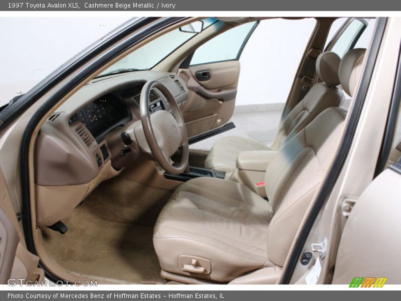 Cashmere Beige Metallic / Ivory 1997 Toyota Avalon XLS