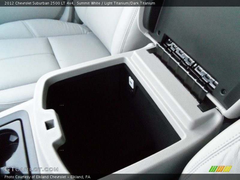 Summit White / Light Titanium/Dark Titanium 2012 Chevrolet Suburban 2500 LT 4x4