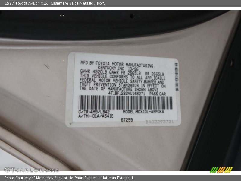 Cashmere Beige Metallic / Ivory 1997 Toyota Avalon XLS
