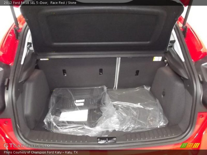  2012 Focus SEL 5-Door Trunk