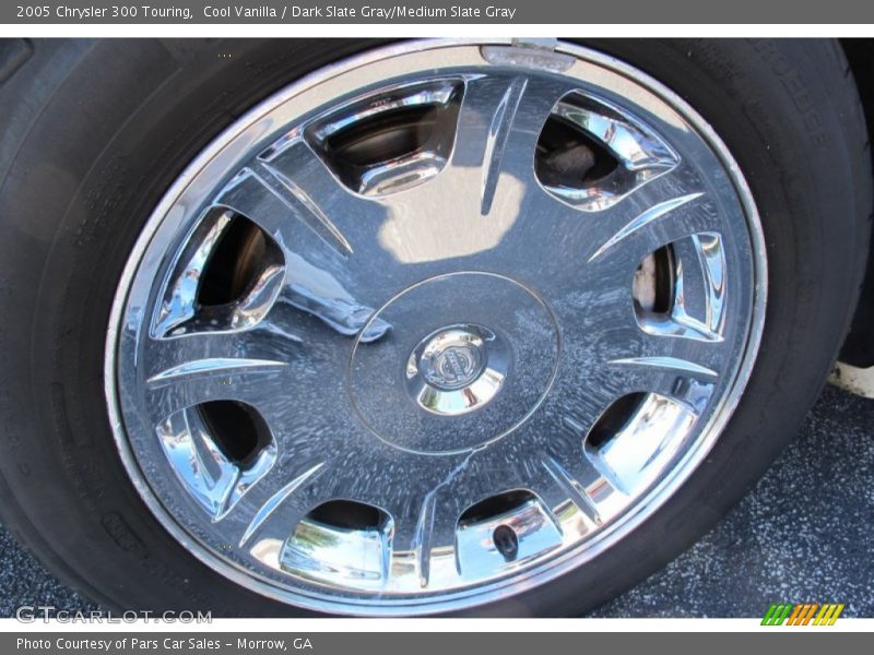 Cool Vanilla / Dark Slate Gray/Medium Slate Gray 2005 Chrysler 300 Touring