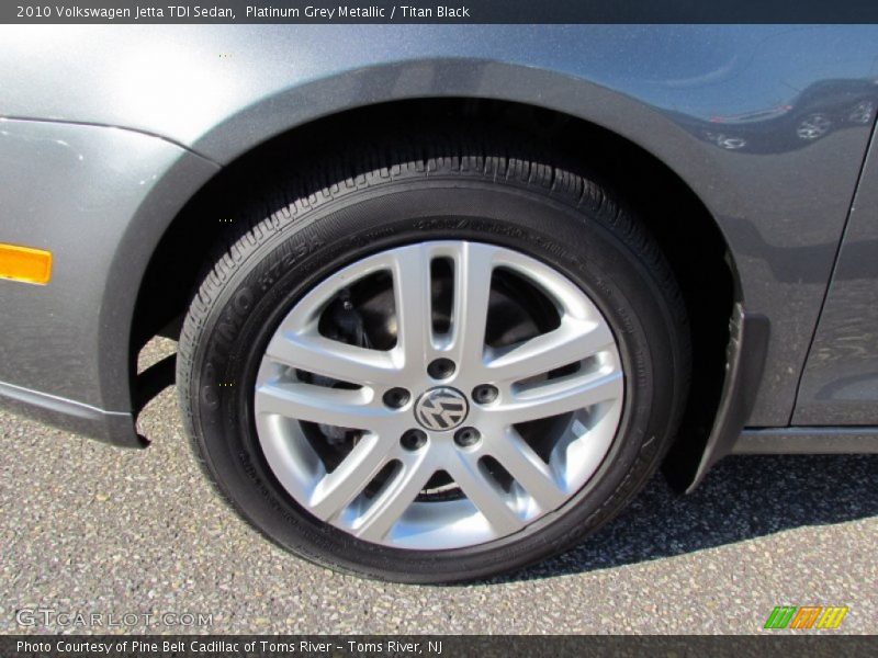 Platinum Grey Metallic / Titan Black 2010 Volkswagen Jetta TDI Sedan