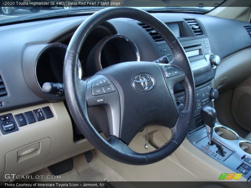 Dashboard of 2010 Highlander SE 4WD