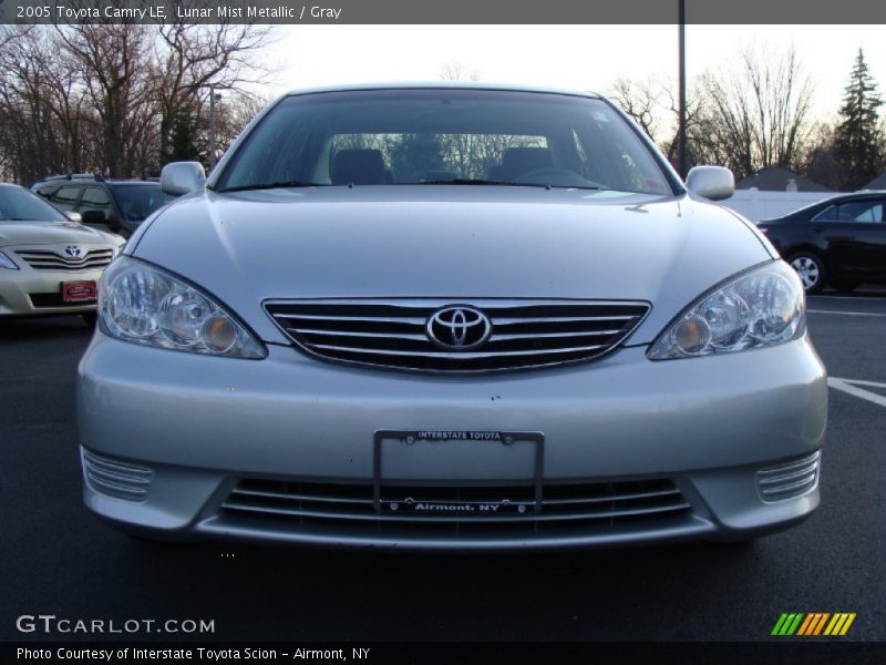 Lunar Mist Metallic / Gray 2005 Toyota Camry LE