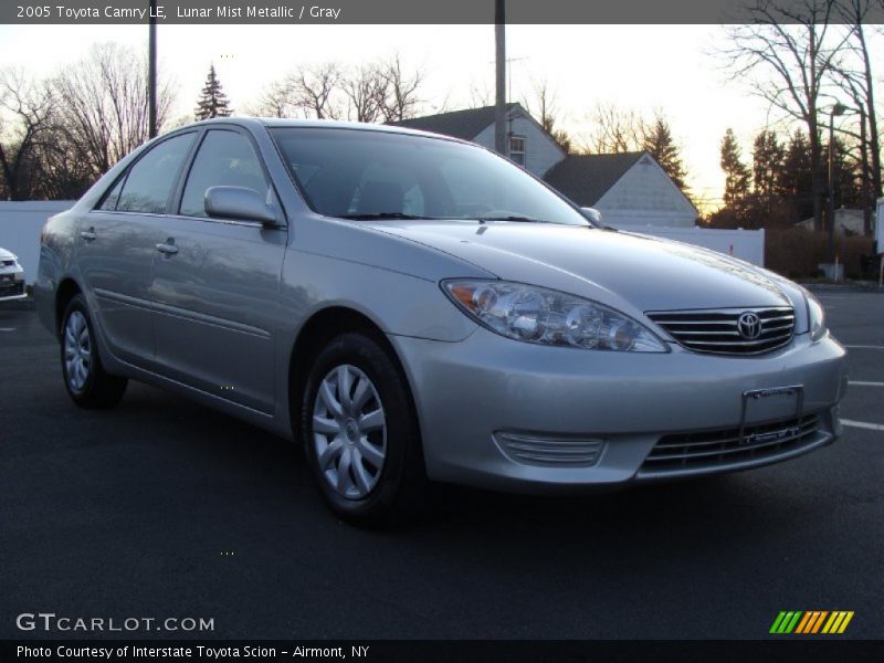 Lunar Mist Metallic / Gray 2005 Toyota Camry LE