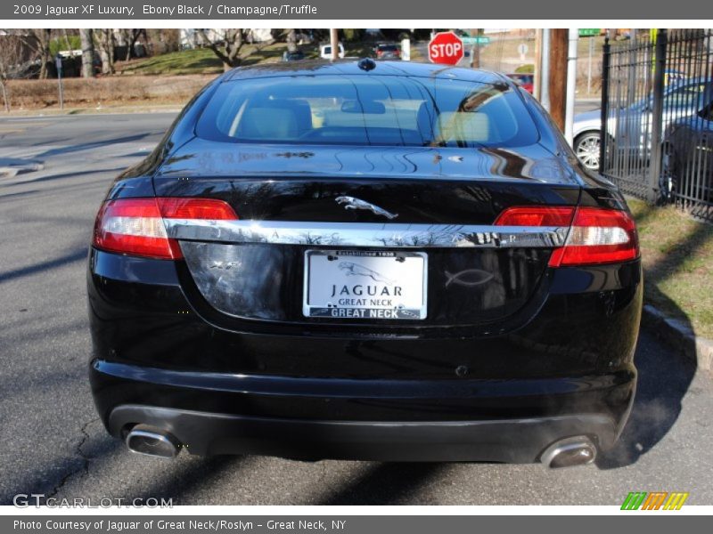 Ebony Black / Champagne/Truffle 2009 Jaguar XF Luxury