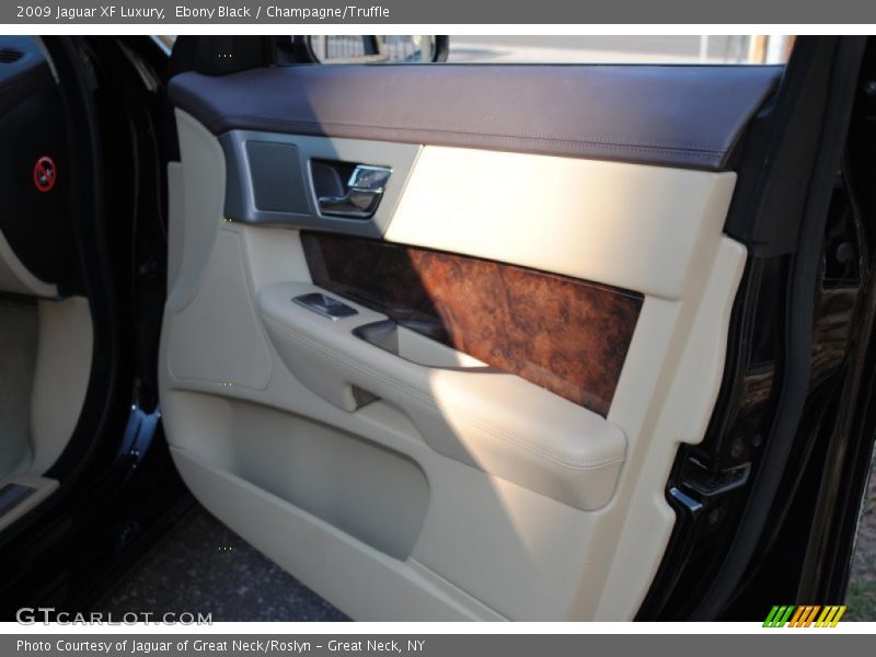 Ebony Black / Champagne/Truffle 2009 Jaguar XF Luxury