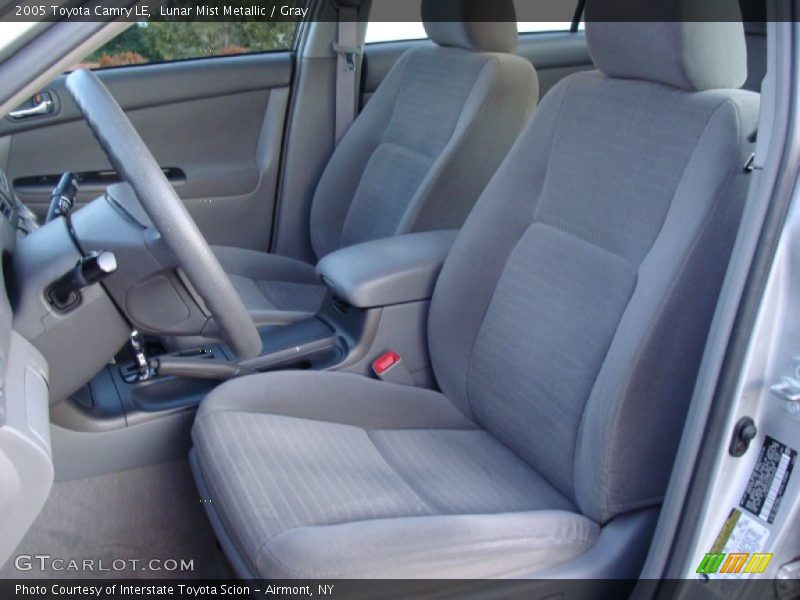 Lunar Mist Metallic / Gray 2005 Toyota Camry LE
