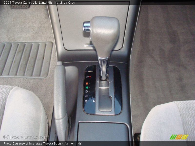 Lunar Mist Metallic / Gray 2005 Toyota Camry LE