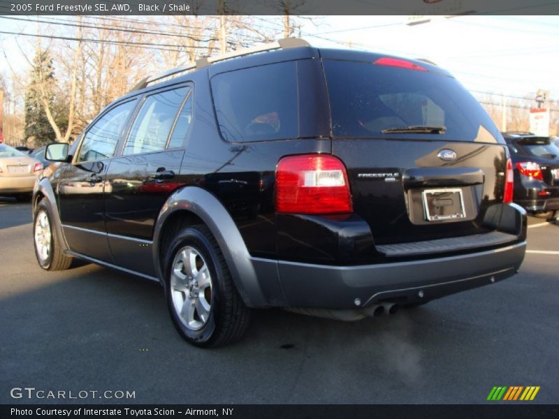 Black / Shale 2005 Ford Freestyle SEL AWD