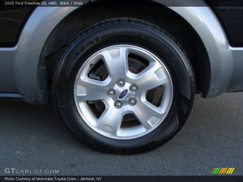  2005 Freestyle SEL AWD Wheel