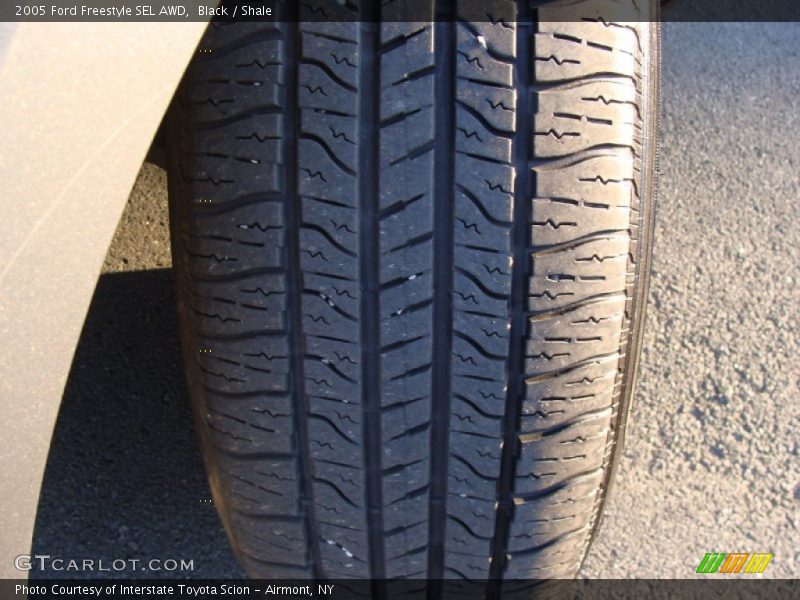 Black / Shale 2005 Ford Freestyle SEL AWD