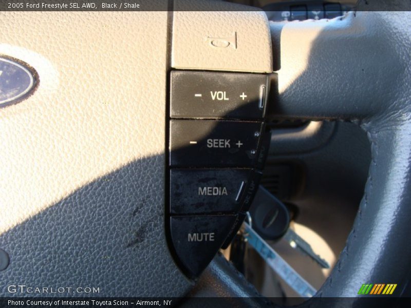 Black / Shale 2005 Ford Freestyle SEL AWD