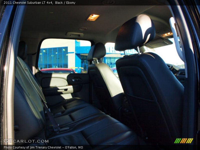 Black / Ebony 2011 Chevrolet Suburban LT 4x4