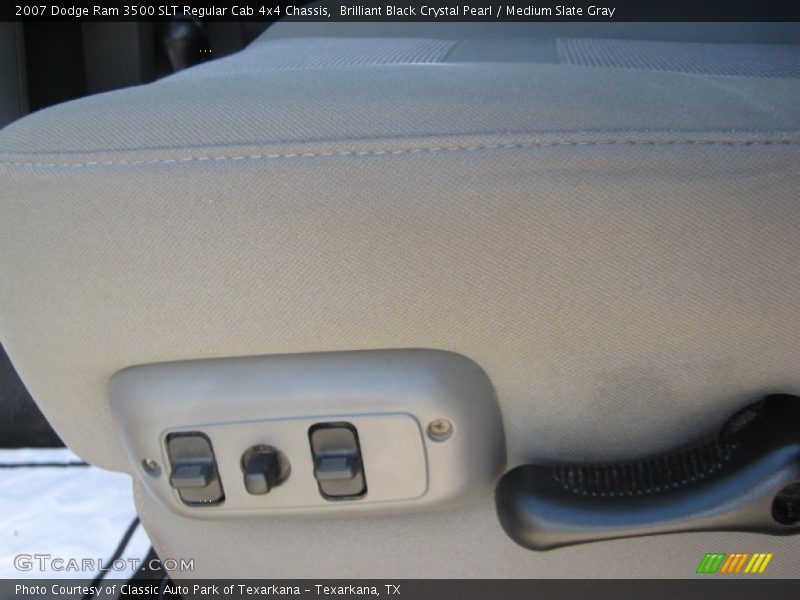 Brilliant Black Crystal Pearl / Medium Slate Gray 2007 Dodge Ram 3500 SLT Regular Cab 4x4 Chassis