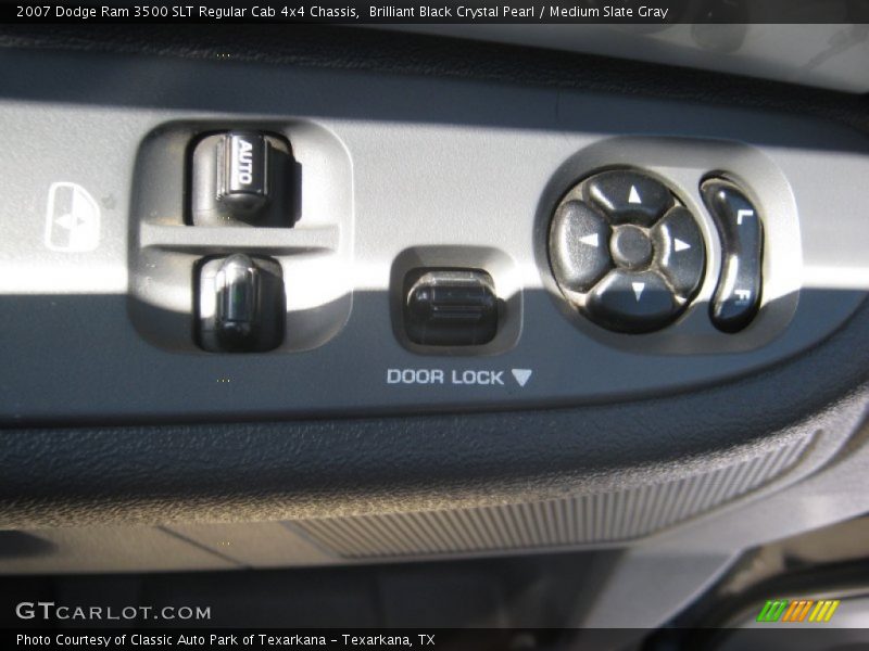 Brilliant Black Crystal Pearl / Medium Slate Gray 2007 Dodge Ram 3500 SLT Regular Cab 4x4 Chassis