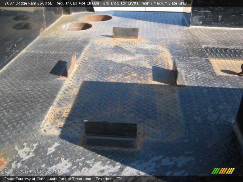 Brilliant Black Crystal Pearl / Medium Slate Gray 2007 Dodge Ram 3500 SLT Regular Cab 4x4 Chassis