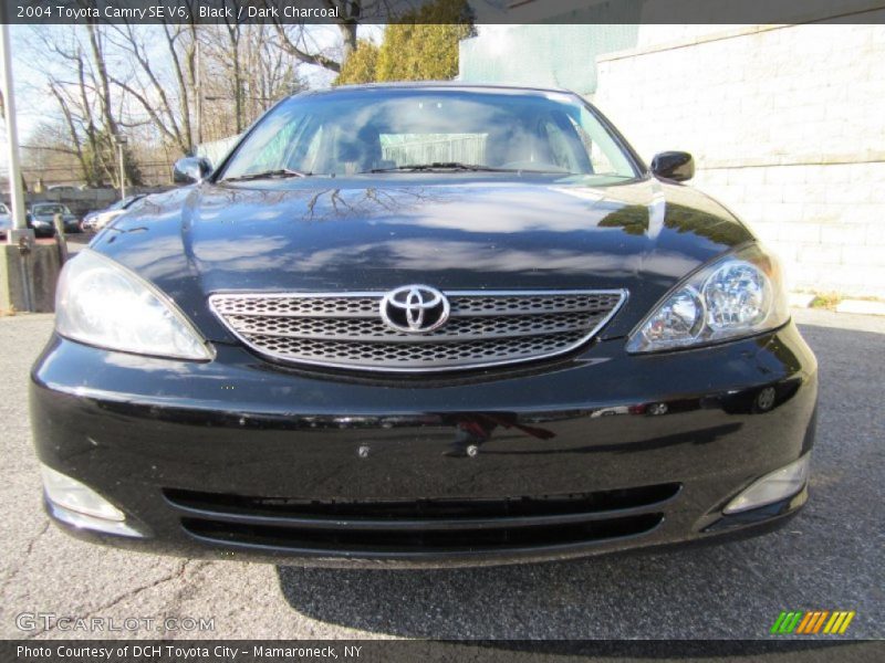 Black / Dark Charcoal 2004 Toyota Camry SE V6