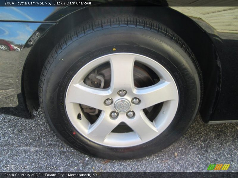 Black / Dark Charcoal 2004 Toyota Camry SE V6