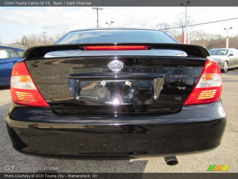 Black / Dark Charcoal 2004 Toyota Camry SE V6