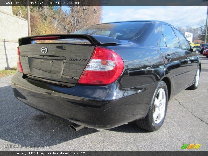 Black / Dark Charcoal 2004 Toyota Camry SE V6