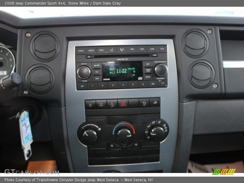 Stone White / Dark Slate Gray 2008 Jeep Commander Sport 4x4