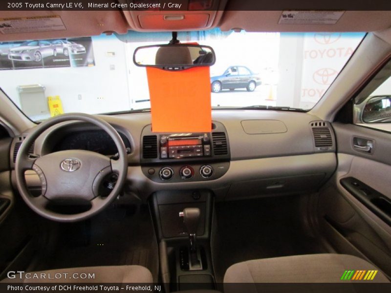 Mineral Green Opalescent / Gray 2005 Toyota Camry LE V6