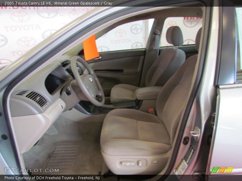 Mineral Green Opalescent / Gray 2005 Toyota Camry LE V6