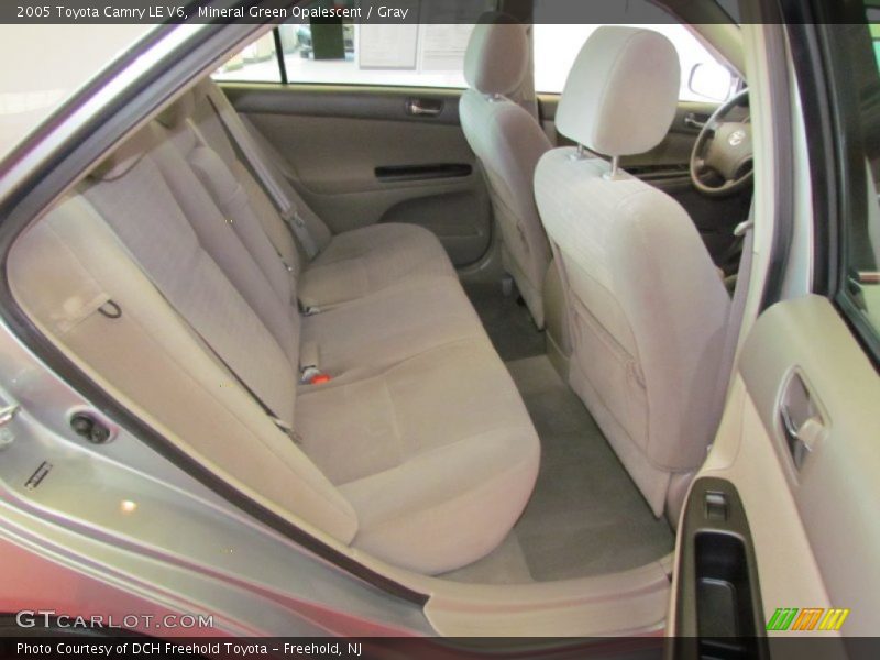 Mineral Green Opalescent / Gray 2005 Toyota Camry LE V6