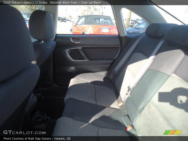 Obsidian Black Pearl / Charcoal Black 2005 Subaru Legacy 2.5i Sedan