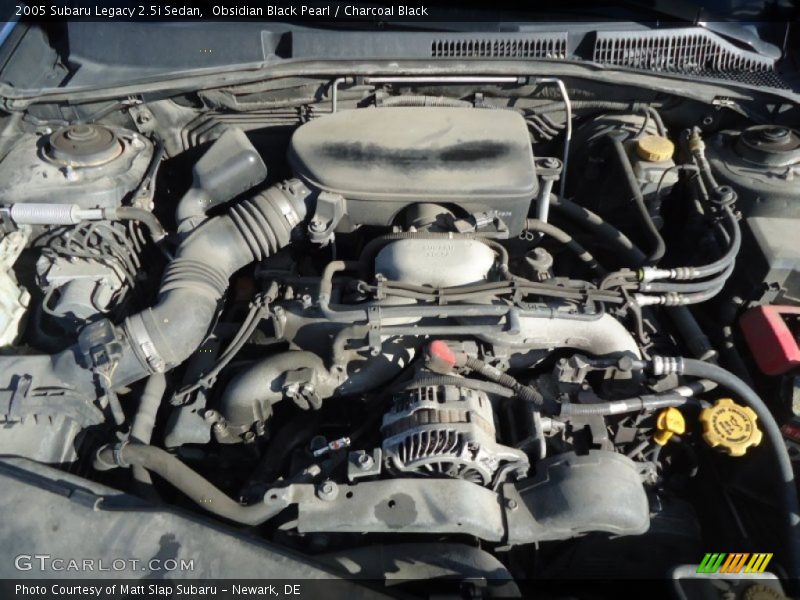 Obsidian Black Pearl / Charcoal Black 2005 Subaru Legacy 2.5i Sedan