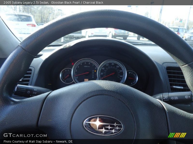 Obsidian Black Pearl / Charcoal Black 2005 Subaru Legacy 2.5i Sedan