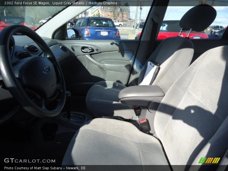 Liquid Grey Metallic / Medium Graphite 2002 Ford Focus SE Wagon