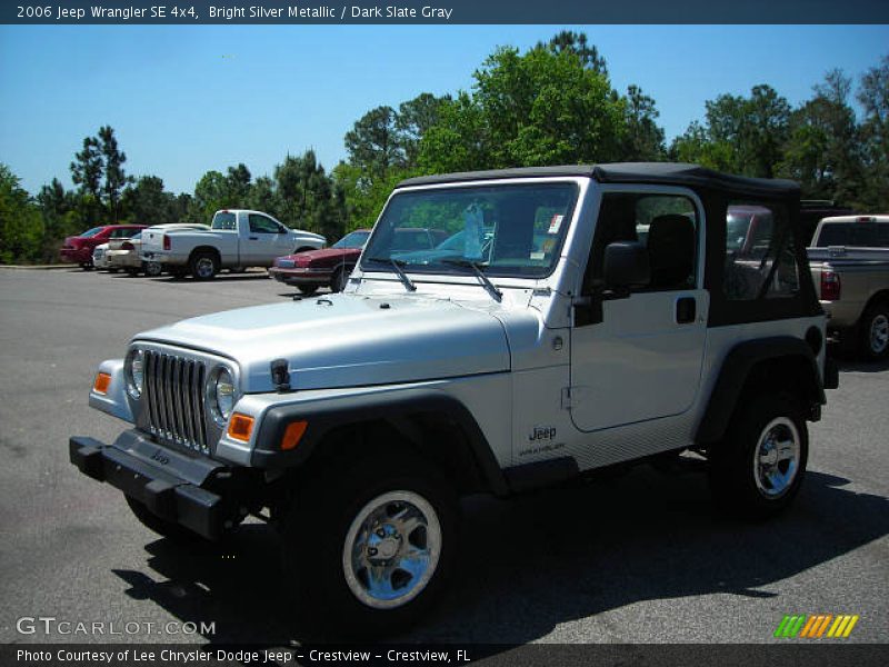 Bright Silver Metallic / Dark Slate Gray 2006 Jeep Wrangler SE 4x4