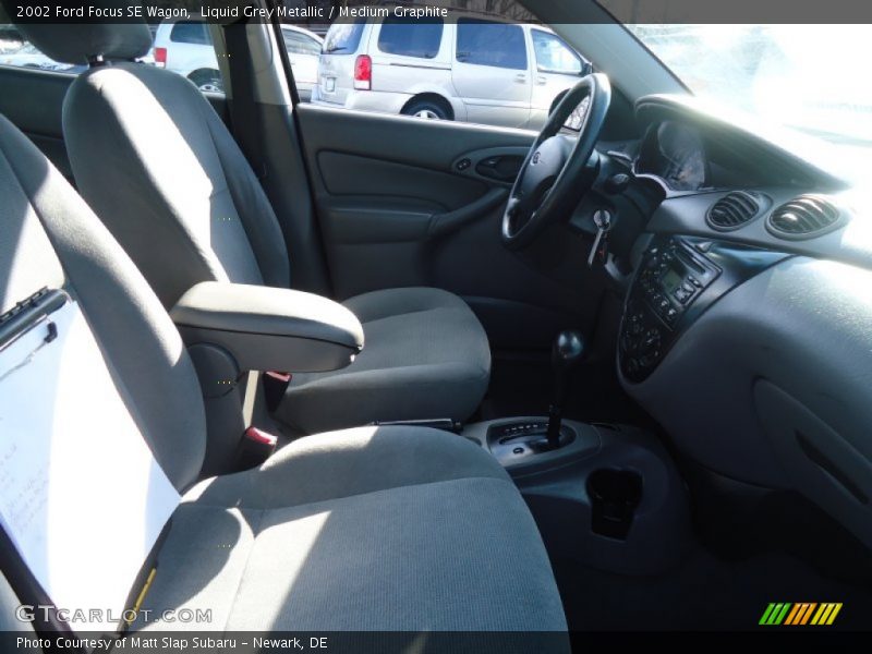 Liquid Grey Metallic / Medium Graphite 2002 Ford Focus SE Wagon