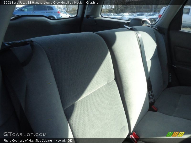 Liquid Grey Metallic / Medium Graphite 2002 Ford Focus SE Wagon