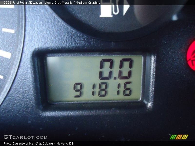 Liquid Grey Metallic / Medium Graphite 2002 Ford Focus SE Wagon