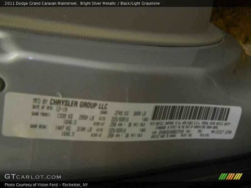Bright Silver Metallic / Black/Light Graystone 2011 Dodge Grand Caravan Mainstreet
