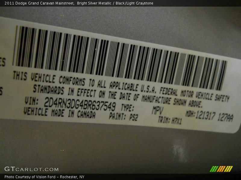 Bright Silver Metallic / Black/Light Graystone 2011 Dodge Grand Caravan Mainstreet
