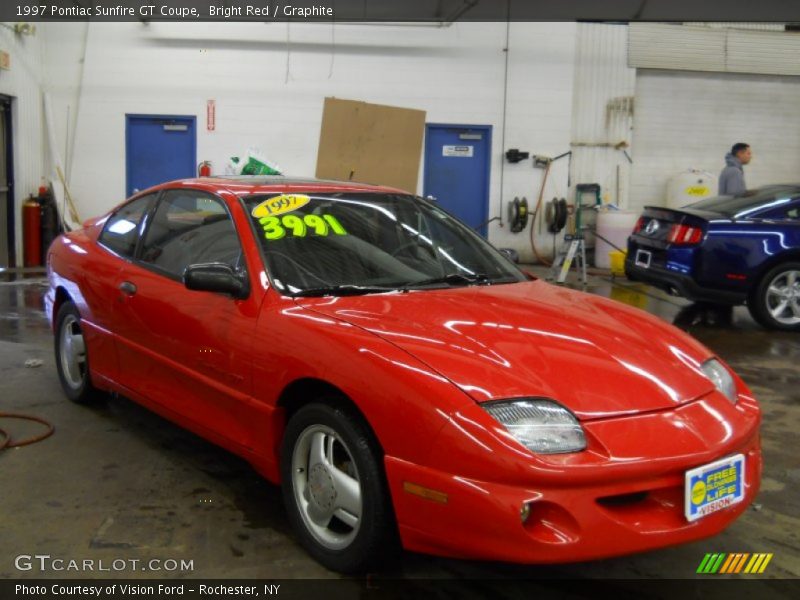 Bright Red / Graphite 1997 Pontiac Sunfire GT Coupe