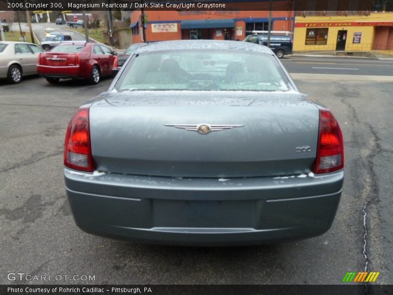 Magnesium Pearlcoat / Dark Slate Gray/Light Graystone 2006 Chrysler 300