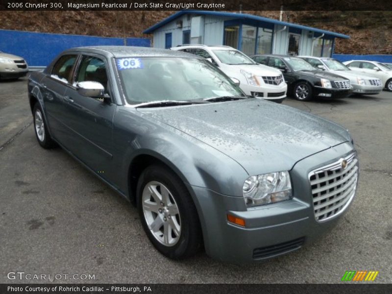 Magnesium Pearlcoat / Dark Slate Gray/Light Graystone 2006 Chrysler 300