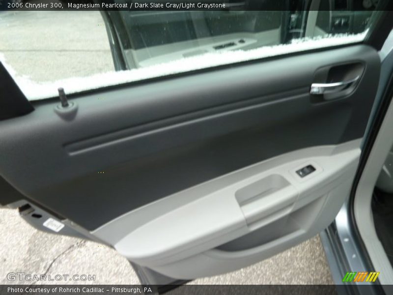 Magnesium Pearlcoat / Dark Slate Gray/Light Graystone 2006 Chrysler 300