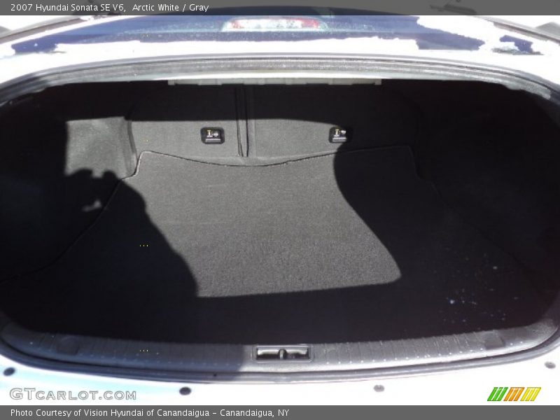 Arctic White / Gray 2007 Hyundai Sonata SE V6