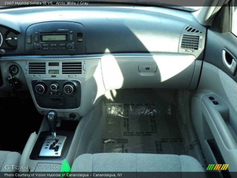 Arctic White / Gray 2007 Hyundai Sonata SE V6
