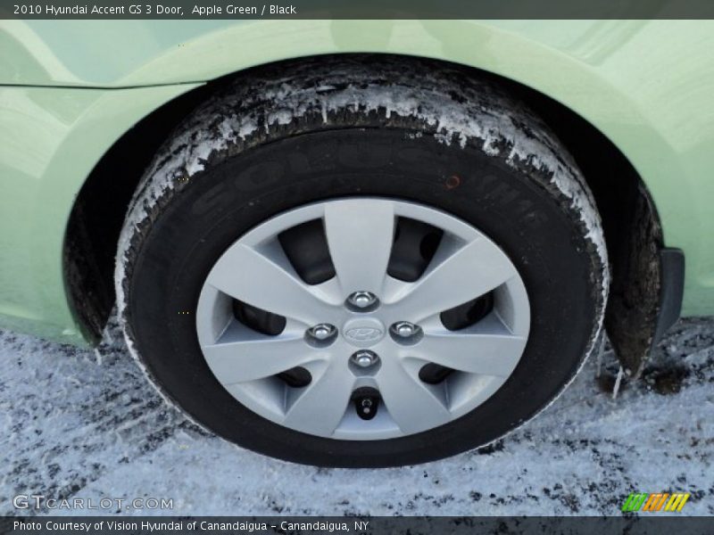Apple Green / Black 2010 Hyundai Accent GS 3 Door