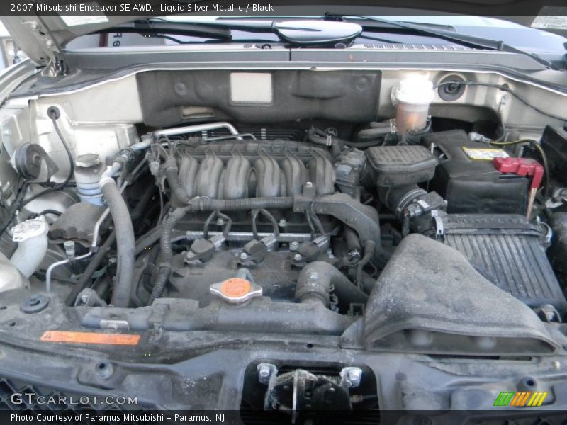 Liquid Silver Metallic / Black 2007 Mitsubishi Endeavor SE AWD