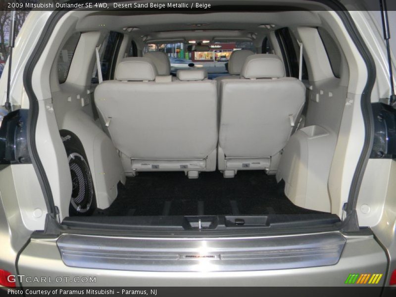 Desert Sand Beige Metallic / Beige 2009 Mitsubishi Outlander SE 4WD