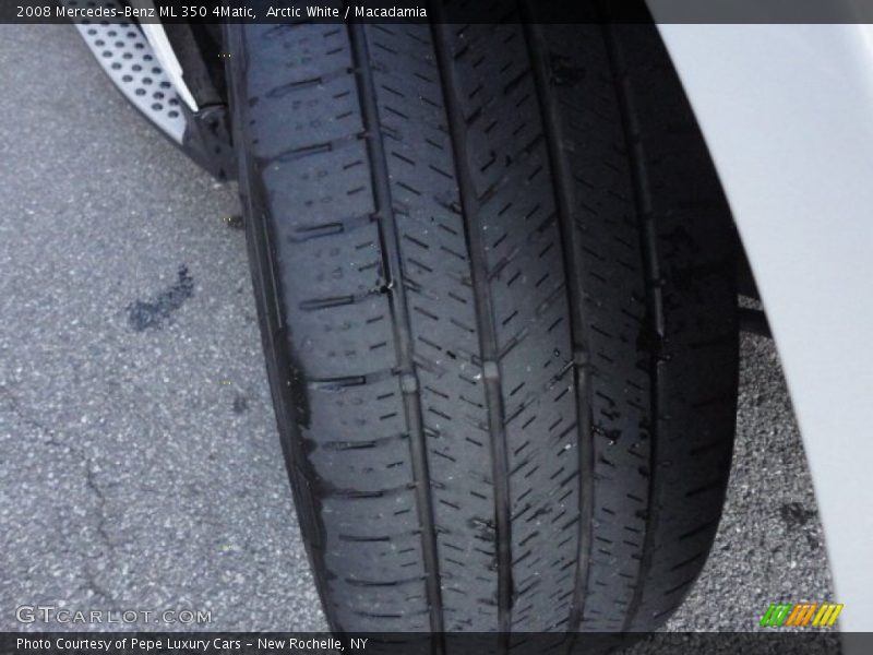 Arctic White / Macadamia 2008 Mercedes-Benz ML 350 4Matic
